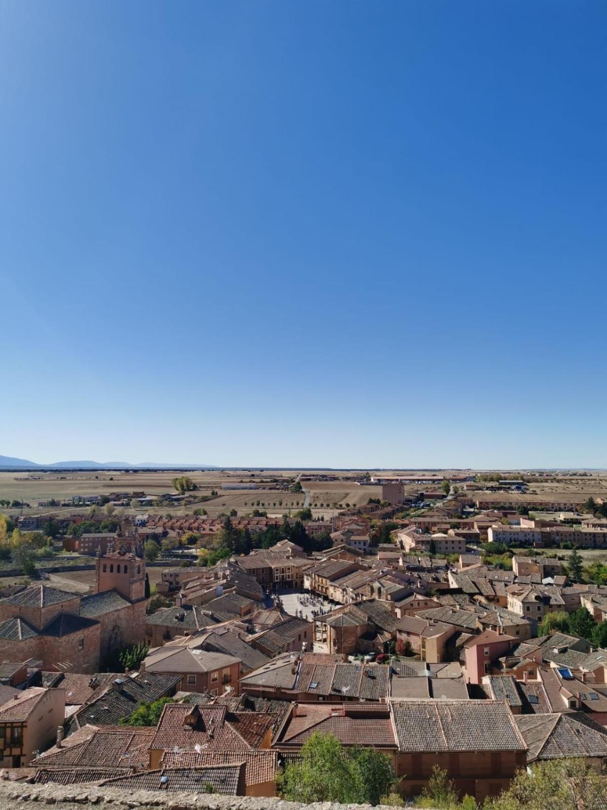 Tres Navios En El Mar Casa Rural De 10 Habitaciones Con Bano Individual Precios Web Montejo de Tiermes Екстериор снимка