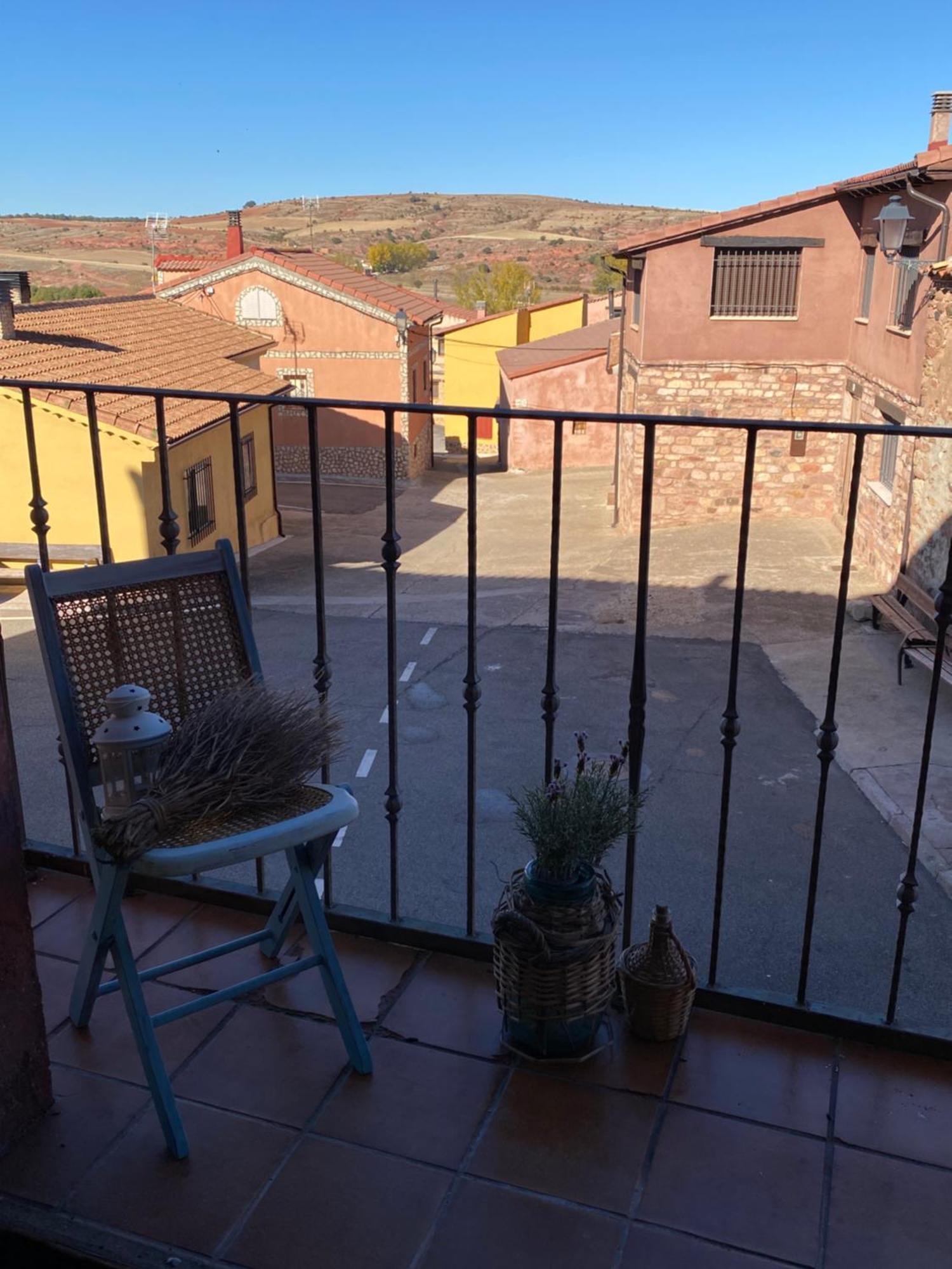 Tres Navios En El Mar Casa Rural De 10 Habitaciones Con Bano Individual Precios Web Montejo de Tiermes Екстериор снимка