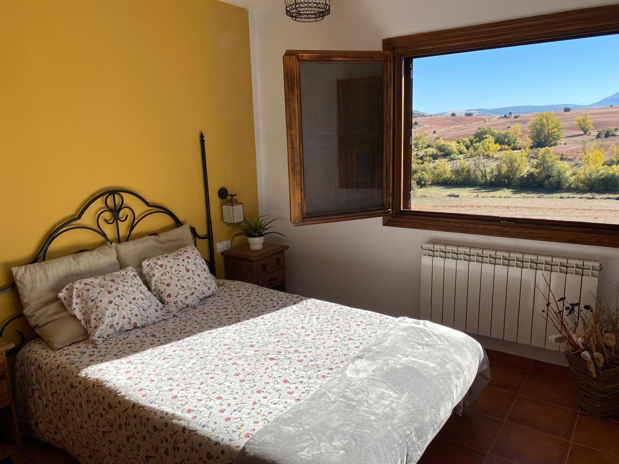 Tres Navios En El Mar Casa Rural De 10 Habitaciones Con Bano Individual Precios Web Montejo de Tiermes Екстериор снимка